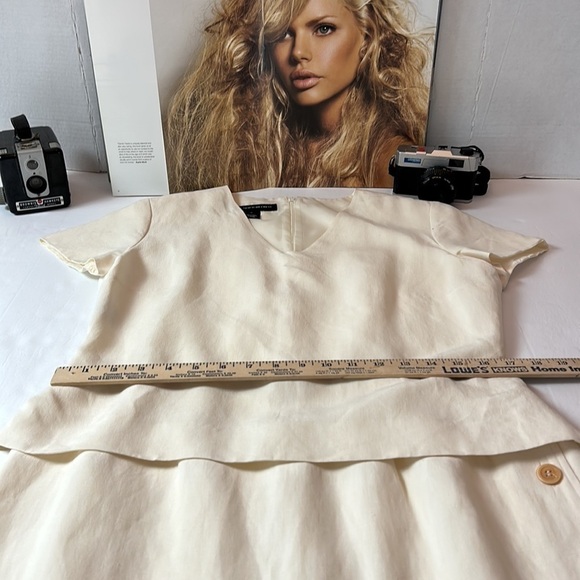 Jones New York Formal 72% silk , 28% linen cream maxi dress with button details - Picture 10 of 14